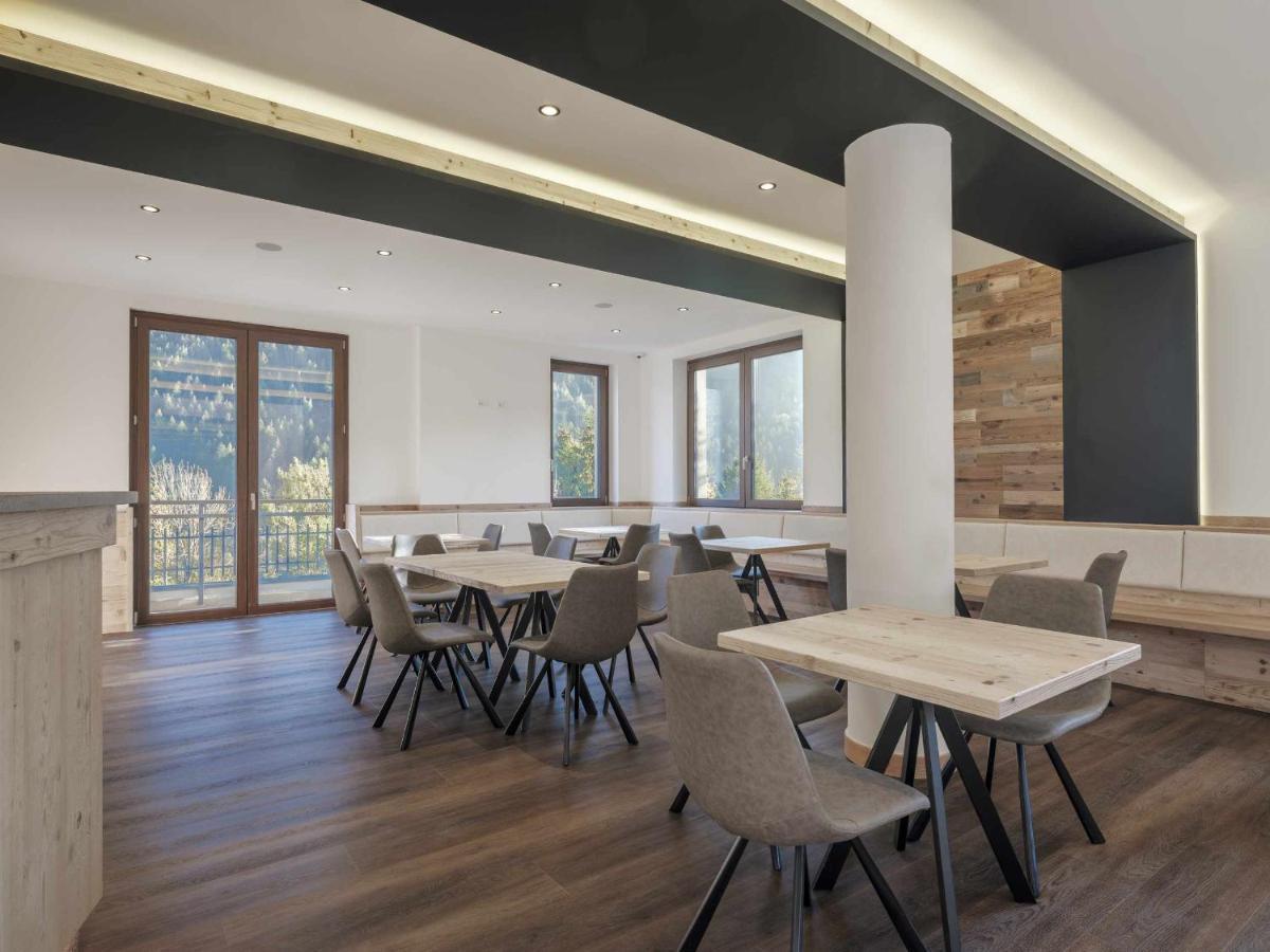 Vione Hotel Garni Alta Valle מראה חיצוני תמונה