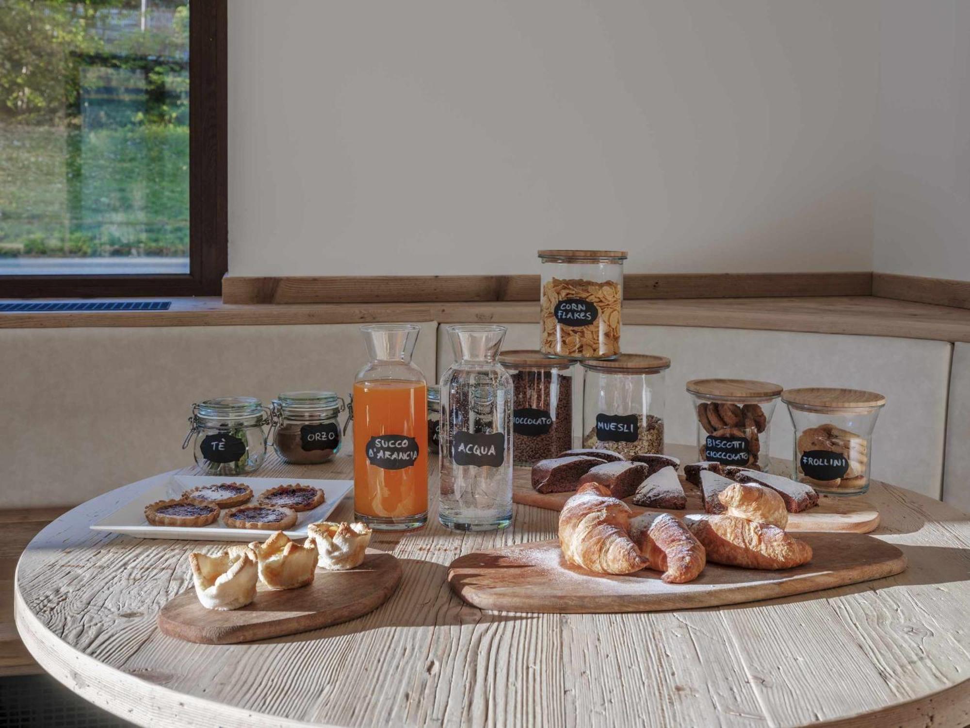 Vione Hotel Garni Alta Valle חדר תמונה